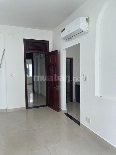 Cho thuê NP đường lớn Lê Văn Thiêm- PMH giá 65tr( 2600usd) nhà mới