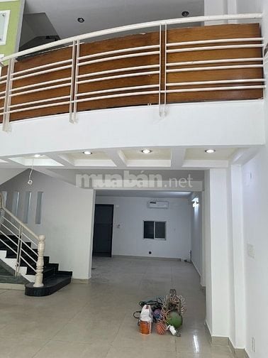 Cho thuê NP đường lớn Lê Văn Thiêm- PMH giá 65tr( 2600usd) nhà mới