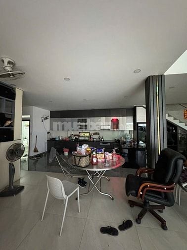 Bán nhà lớn + 4 phòng trọ Kinh Dương Vương, Bình Tân, thu nhập 24tr/th
