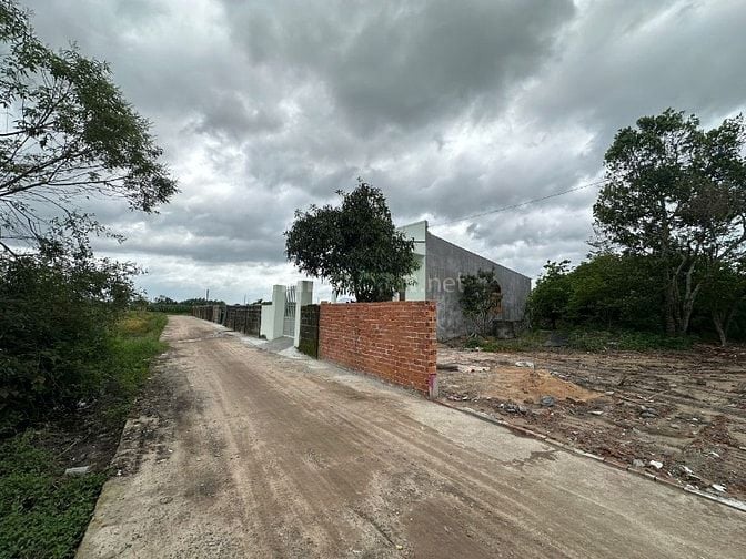 5X20(101m2) Hẻm Lý Thái Tổ LaGi Cách Biển Chỉ 1,4km Giá 650 Triệu