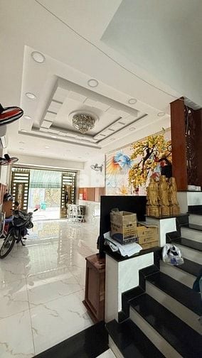 Bán gấp nhà gần MT đường tx22 61m2 - 4 tầng - dòng tiền 15tr/ 1 tháng
