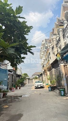 Bán gấp nhà gần MT đường tx22 61m2 - 4 tầng - dòng tiền 15tr/ 1 tháng