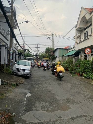 Cho thuê kho xưởng Hương Lộ 2, Bình Tân , DT: 1.000m2,giá : 75tr/tháng