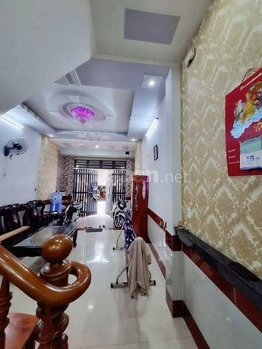 Nhà Bình Tân Giá 2 Tỷ 150 triệu, Nhà 1 Lầu, Có 3 Phòng ngủ, 