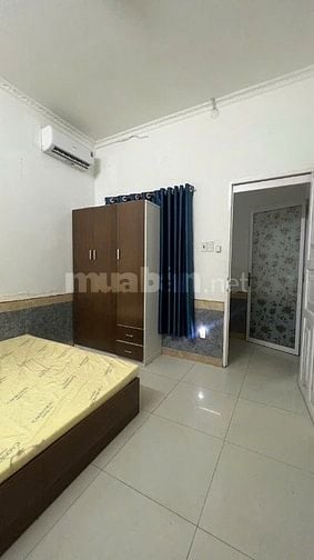 Chính chủ cho thuê phòng Full nội thất Tách Bếp Cực rộng giá 3tr6