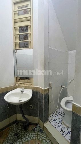 Chính chủ cho thuê phòng Full nội thất Tách Bếp Cực rộng giá 3tr6