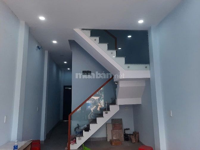 Cho thuê nhà Mặt Tiền CMT8 quận 3 TPHCM