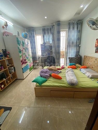 Nhà mới 4 tầng 5PN, trước nhà 4m, 45m2( 3.7x12m) Trường Sa Phú Nhuận