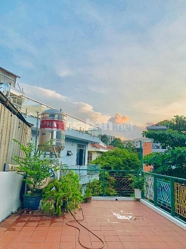 MẶT BẰNG VIEW GÓC 2Mặt tiền + CÔNG VIÊN 180m2
