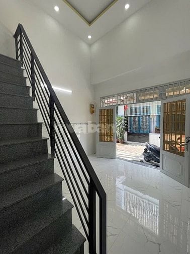 Nhà hẻm 1/ thông đường liên khu 10-11 bình tân 2pn không quy hoạch