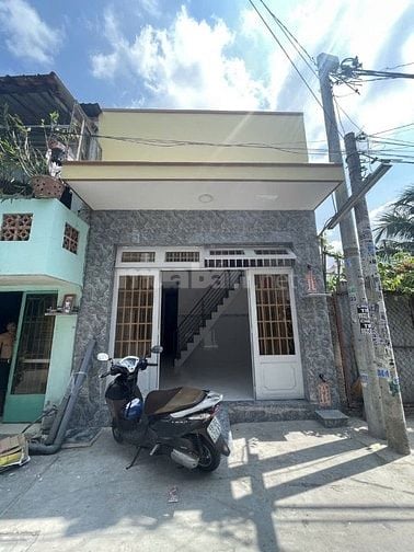 Nhà hẻm 1/ thông đường liên khu 10-11 bình tân 2pn không quy hoạch