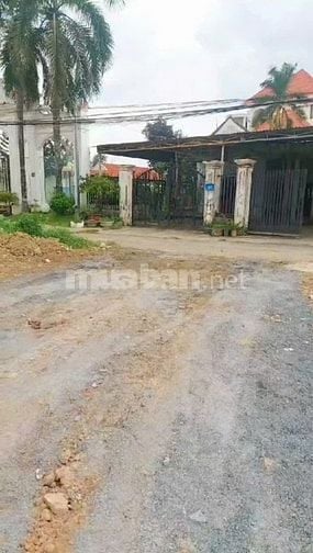 ĐẤT CẦN BÁN KHU VỰC VĨNH CỬU ĐỒNG NAI GIÁ 1TY350/90M2 THỔ CƯ