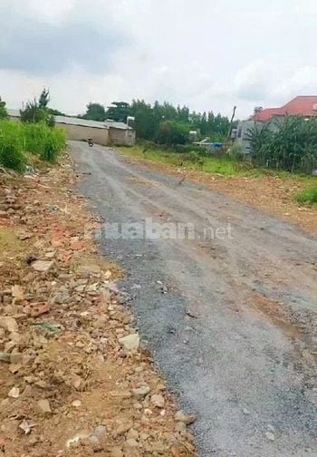 ĐẤT CẦN BÁN KHU VỰC VĨNH CỬU ĐỒNG NAI GIÁ 1TY350/90M2 THỔ CƯ