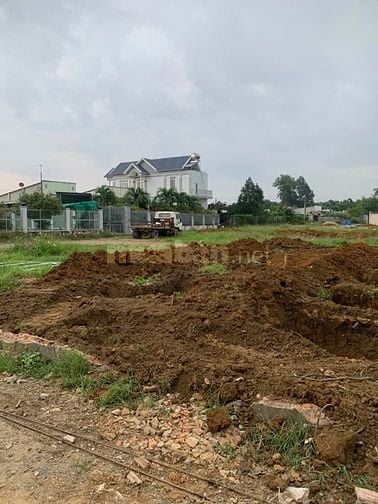 ĐẤT CẦN BÁN KHU VỰC VĨNH CỬU ĐỒNG NAI GIÁ 1TY350/90M2 THỔ CƯ