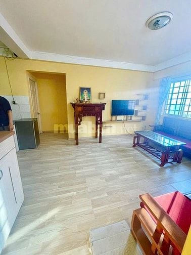 Chung cư A2, Phan Xích Long, PN: 1p ngủ, 9tr/th, nội thất, 50m2
