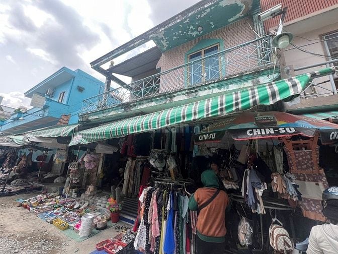 Cần cho thuê nhà nguyên căn . 