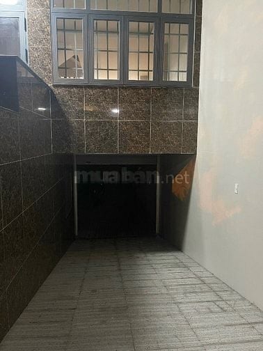 Cho thuê Nhà mặt phố tại Dương Hồng Garden House, Nguyễn Văn Linh, Bìn