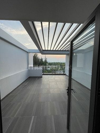 Cho thuê Nhà mặt phố tại Dương Hồng Garden House, Nguyễn Văn Linh, Bìn