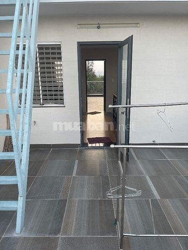 Cho thuê Nhà mặt phố tại Dương Hồng Garden House, Nguyễn Văn Linh, Bìn
