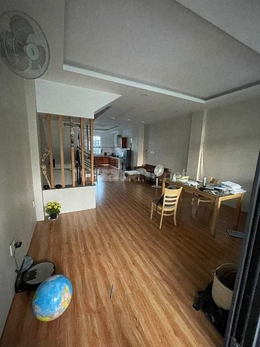 Cho thuê Nhà mặt phố tại Dương Hồng Garden House, Nguyễn Văn Linh, Bìn