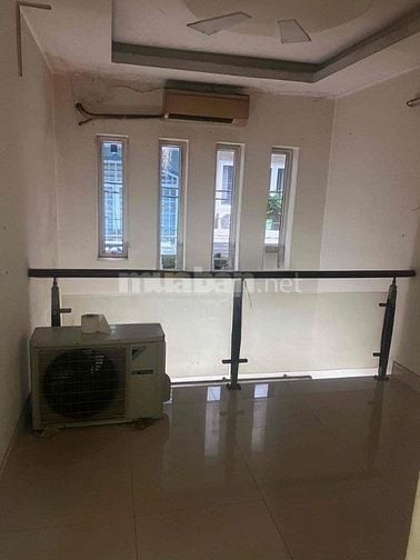 Cho thuê nhà mặt tiền đường số 19, P.4, Q.4 giá 14.5tr