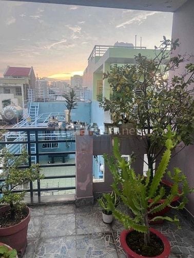 Cho thuê nhà mặt tiền đường số 19, P.4, Q.4 giá 14.5tr
