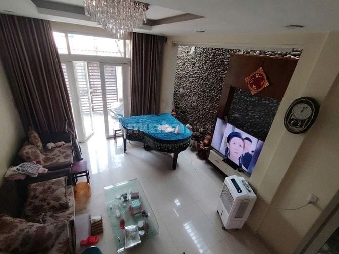 Gần Cầu Ông Bốn, DT 5x19m, hẻm xe hơi 6m