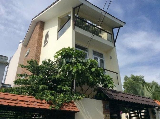 Gần Cầu Ông Bốn, DT 5x19m, hẻm xe hơi 6m