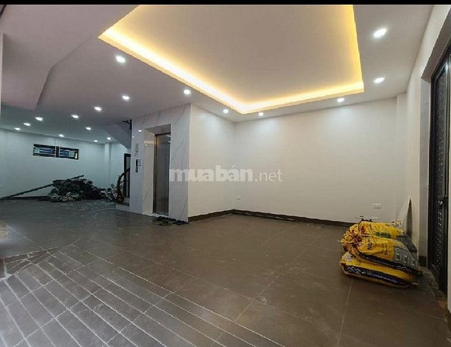 Bán nhà Trần Cung,mới đẹp,3 mặt ngõ, ô tô vào nhà.S=56m2.Giá :18,5 tỷ