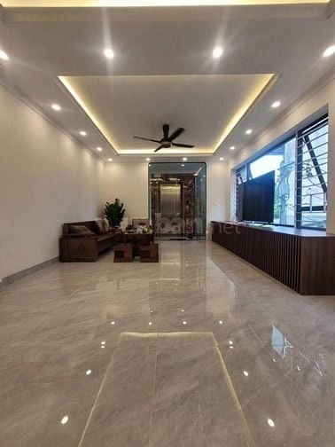 THẠCH BÀN. NHÀ LÔ GÓC 6 TẦNG- NGÕ THÔNG Ô TÔ. THANG MÁY - 13 TỶ 