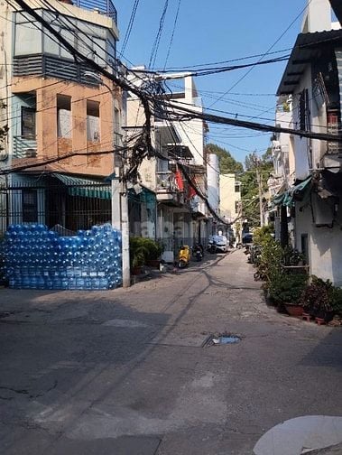 Cư Xá Phan Đăng Lưu,3Tầng,An Ninh,Ngay UBND,Cạnh Trường,Bệnh Viện 