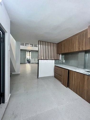 🔥Sát sân bay! Bán Mặt tiền KD 3 tầng Nguyễn Kiệm, P3. Ngay BV 175.
