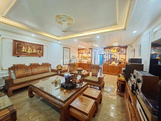 Bán nhà Tây Hồ 90m2, 6 tầng, thang máy, ô tô tránh, phân lô. 29 tỷ