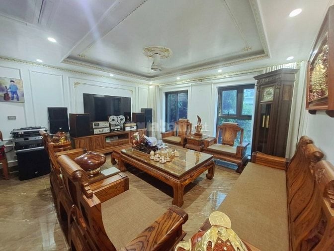 Bán nhà Tây Hồ 90m2, 6 tầng, thang máy, ô tô tránh, phân lô. 29 tỷ