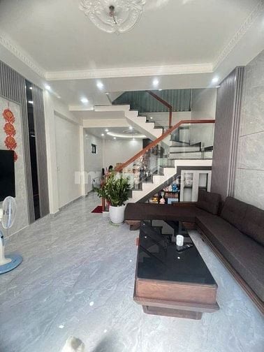 CHÍNH CHỦ BÁN NHÀ KÈM NỘI THẤT Đ NGUYỄN THANH TUYỀN, TÂN BÌNH, GIÁ TỐT