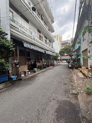 Góc 2MT hẻm 666 đường 3/2 ngay Xi Grand Court 5 tầng giá 25.9 tỷ