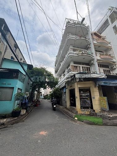 Góc 2MT hẻm 666 đường 3/2 ngay Xi Grand Court 5 tầng giá 25.9 tỷ