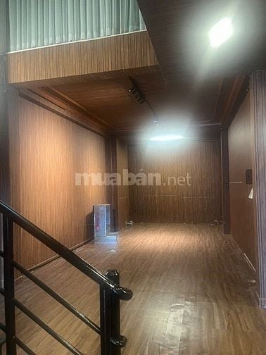 Cho thuê nhà mặt tiền Sư Vạn Hạnh, P.12, Q.10 giá 58tr