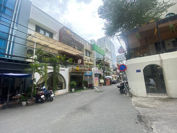 Cho Thuê Nhà Nam Kì Khởi Ngĩa, P.Võ Thị Sáu Quận 3 - 7,5x12m ( 3 Tầng)