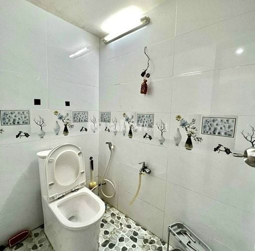 CHÚ 7 BÁN NHÀ 1 LẦU 68M2 LÊ VĂN VIỆT Q9 GIÁ 2TỶ450TR GẦN CHỢ