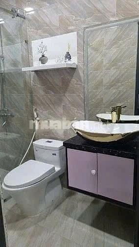 Cho thuê nhà mặt tiền Sư Vạn Hạnh, P.12, Q.10 giá 58tr