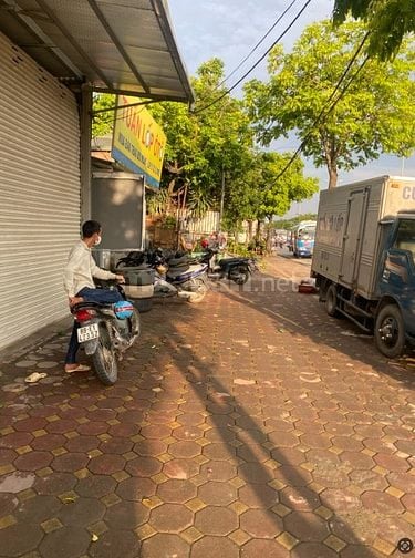 Chính chủ cho thuê kho, xưởng kd 2 tầng, 240m2 tại Trâu Quỳ, Gia Lâm