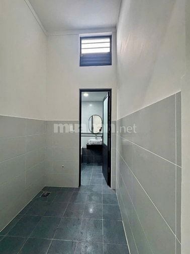 BÁN NHÀ MỚI HOÀN THIỆN - GẦN CHỢ , BỆNH VIỆN 5 x 21m SHR