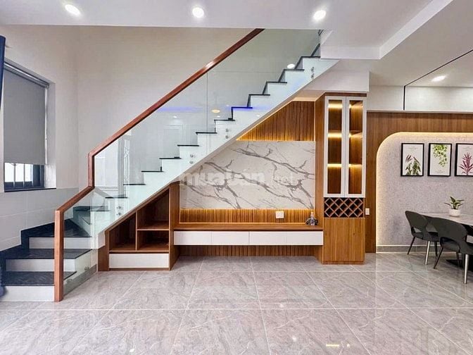 BÁN NHÀ MỚI HOÀN THIỆN - GẦN CHỢ , BỆNH VIỆN 5 x 21m SHR