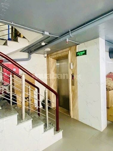 Hạ chào 15 tỷ, Mặt phố Trung Phụng hàng xóm Xã Đàn, Dt 100m2, 8t, 7m.