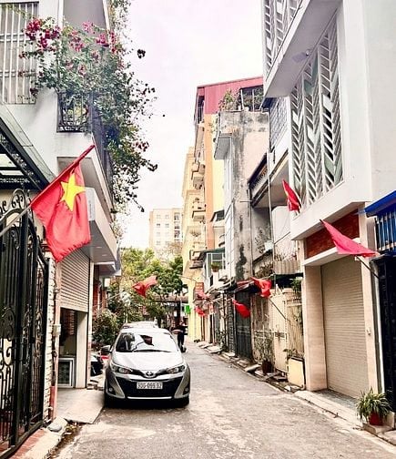 Dòng Tiền Ổn Định 70tr/Tháng! Tòa Nhà Căn Hộ Gia Thụy, Long Biên. 