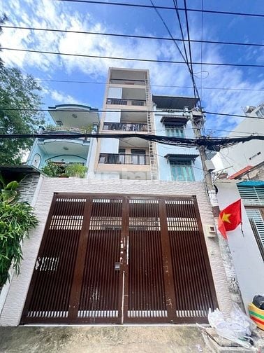 Bán Căn Hộ Dịch Vụ 11 phòng, mặt tiền đường, P17, Gò Vấp