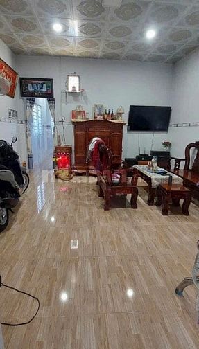 Nợ bán gấp nhà lê minh nhựt, củ chi dt 131m1 giá 890 triệu,sổ riêng 