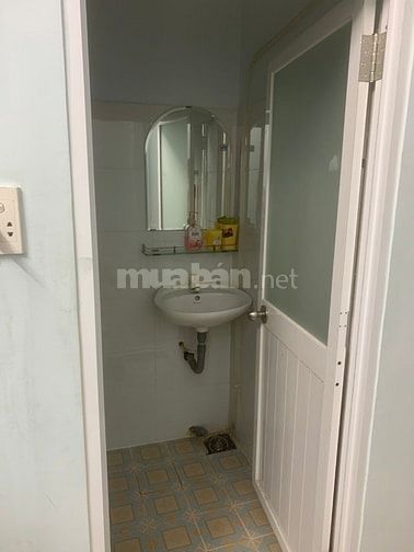 Cho thuê nhà nguyên căn hẻm nhựa 6m thông 2 đầu, gần Aeonmall Tân Phú.