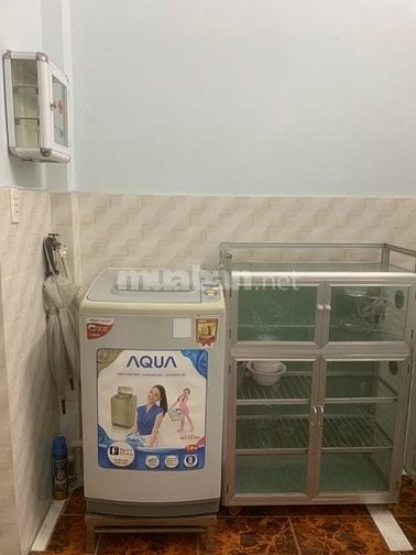 Cho thuê nhà nguyên căn hẻm nhựa 6m thông 2 đầu, gần Aeonmall Tân Phú.